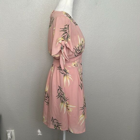 Sienna Sky Pink Floral Blouson Mini Dress Size XS - Picture 2 of 10